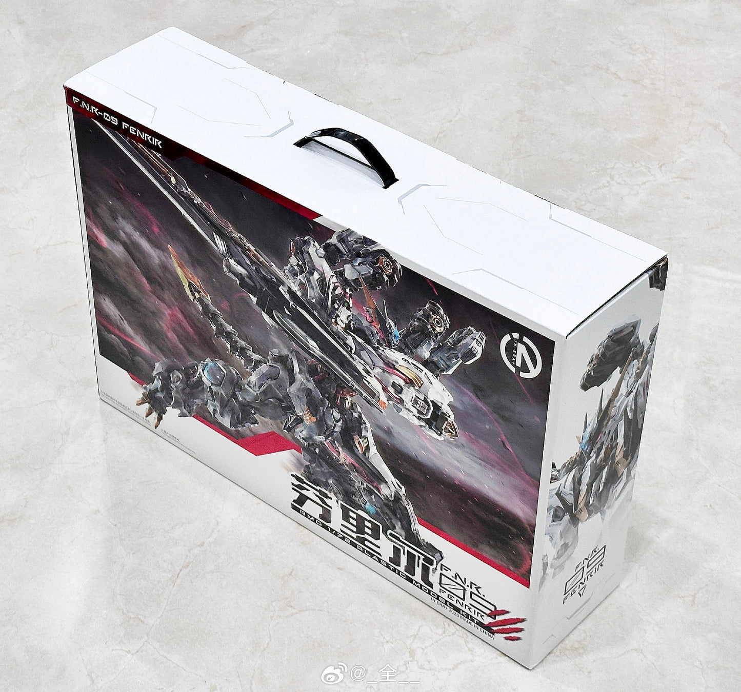 [Pre-order] In Era+ 1/72 F.N.R. FENRIR Plastic Model Kit 27cm Tall