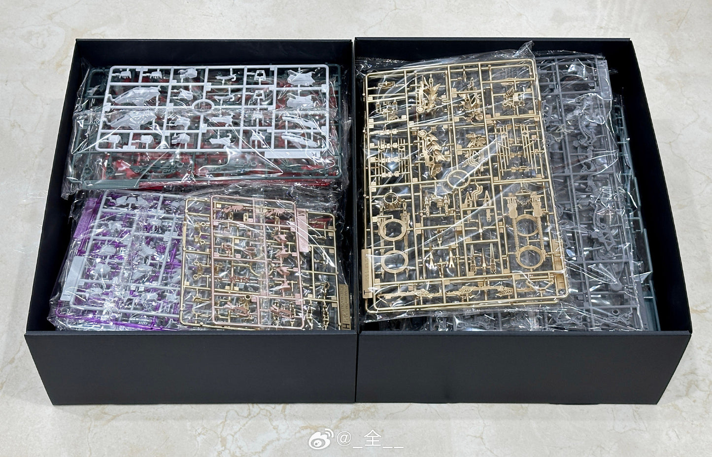 [In Stock] Infinite Dimension 1/100 MG Size RT-002 Nemesis 22cm Tall Model Kit