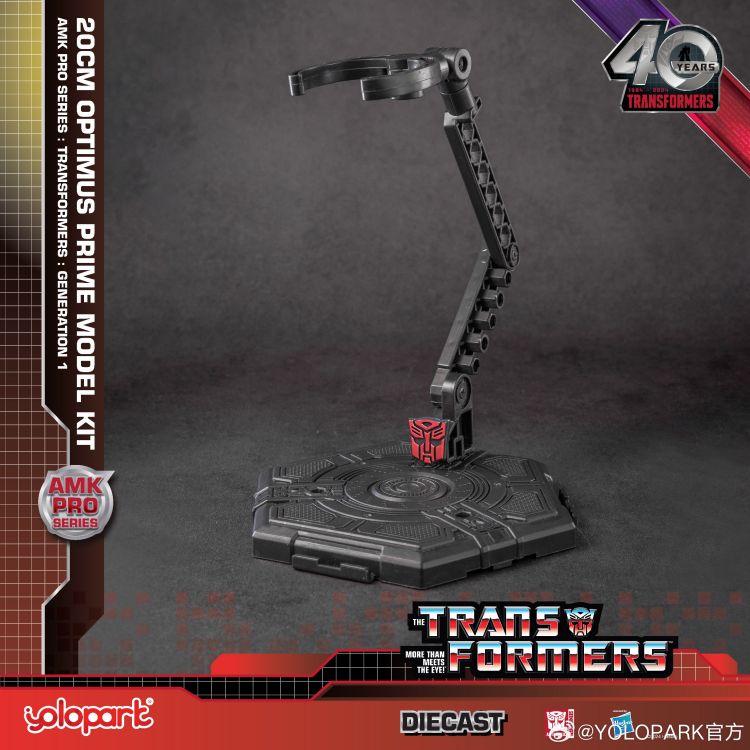 [In Stock] Yolopark Transformers Amk Pro G1 Optimus Prime Model Kit 20cm Tall