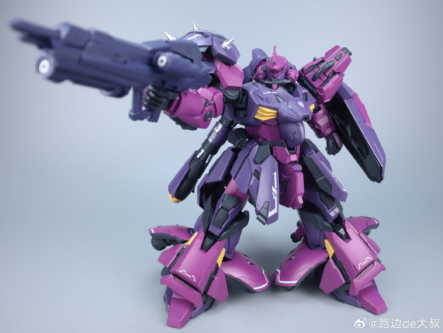 [Pre-order] MechaArk 1/100 MG Size Titan 25cm Plastic Model Kit