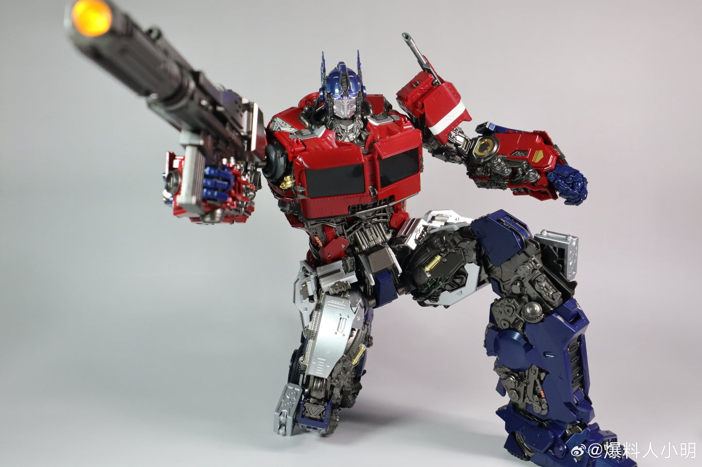 [In Stock] Transformers MD-001 Optimus Prime Action Figure 28cm Tall
