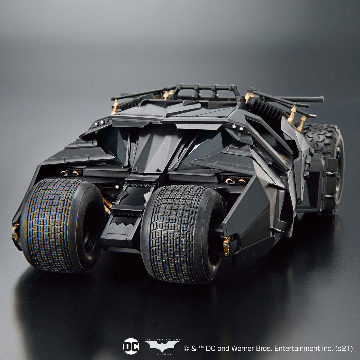 [In Stock] Bandai Batmobile (2005 Nolan Batman Begins Ver.) 1/35 Scale Plastic Model Kit