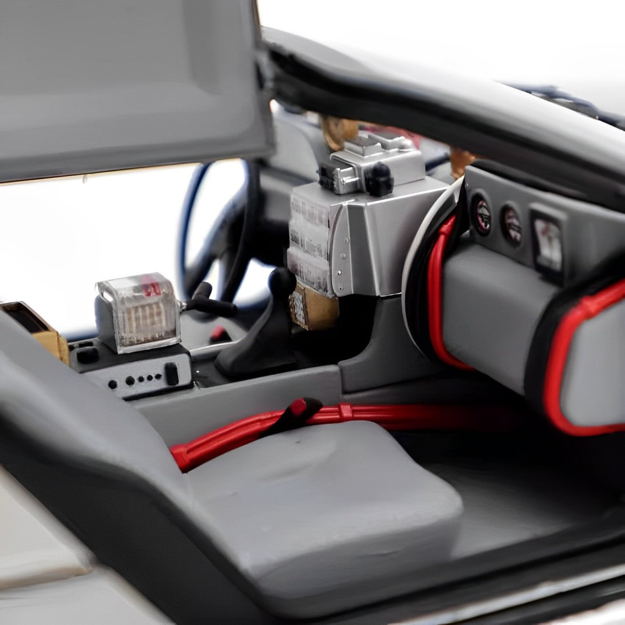 [In Stock] Hot Wheels 1:18 Elite Back To The Future DMC DeLorean Diecast Car