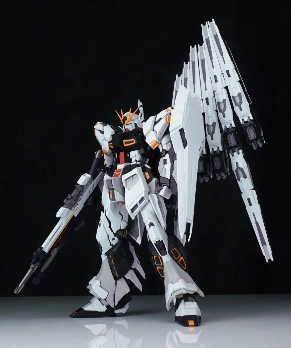 [In Stock] V-Tiger MG 1/100 RX-93 V Nu Gundam GK style Model Kit w/ Metal Frame