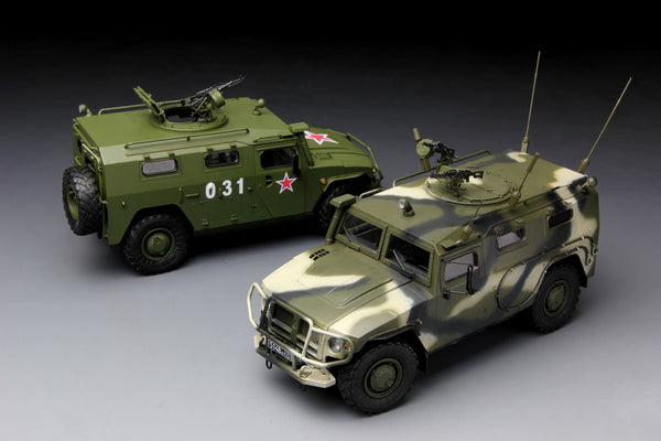 Meng 1/35 RUSSIAN ARMORED HIGH-MOBILITY VEHICLE GAZ-233014 STS “TIGER” Plastic Model Kit VS-003