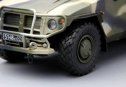 Meng 1/35 RUSSIAN ARMORED HIGH-MOBILITY VEHICLE GAZ-233014 STS “TIGER” Plastic Model Kit VS-003